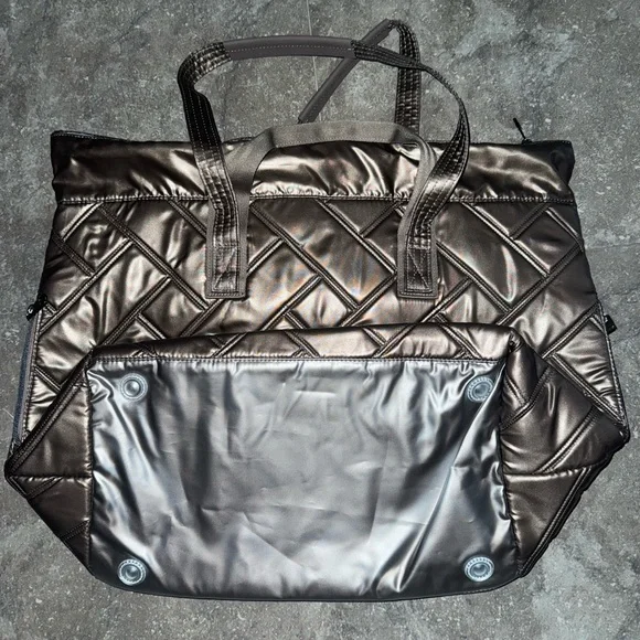 NWT lug Ferry XL SE expandable carry-all tote bag in metallic espresso - Picture 2 of 9